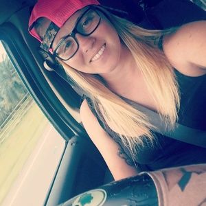 Meet your Posher, Sara